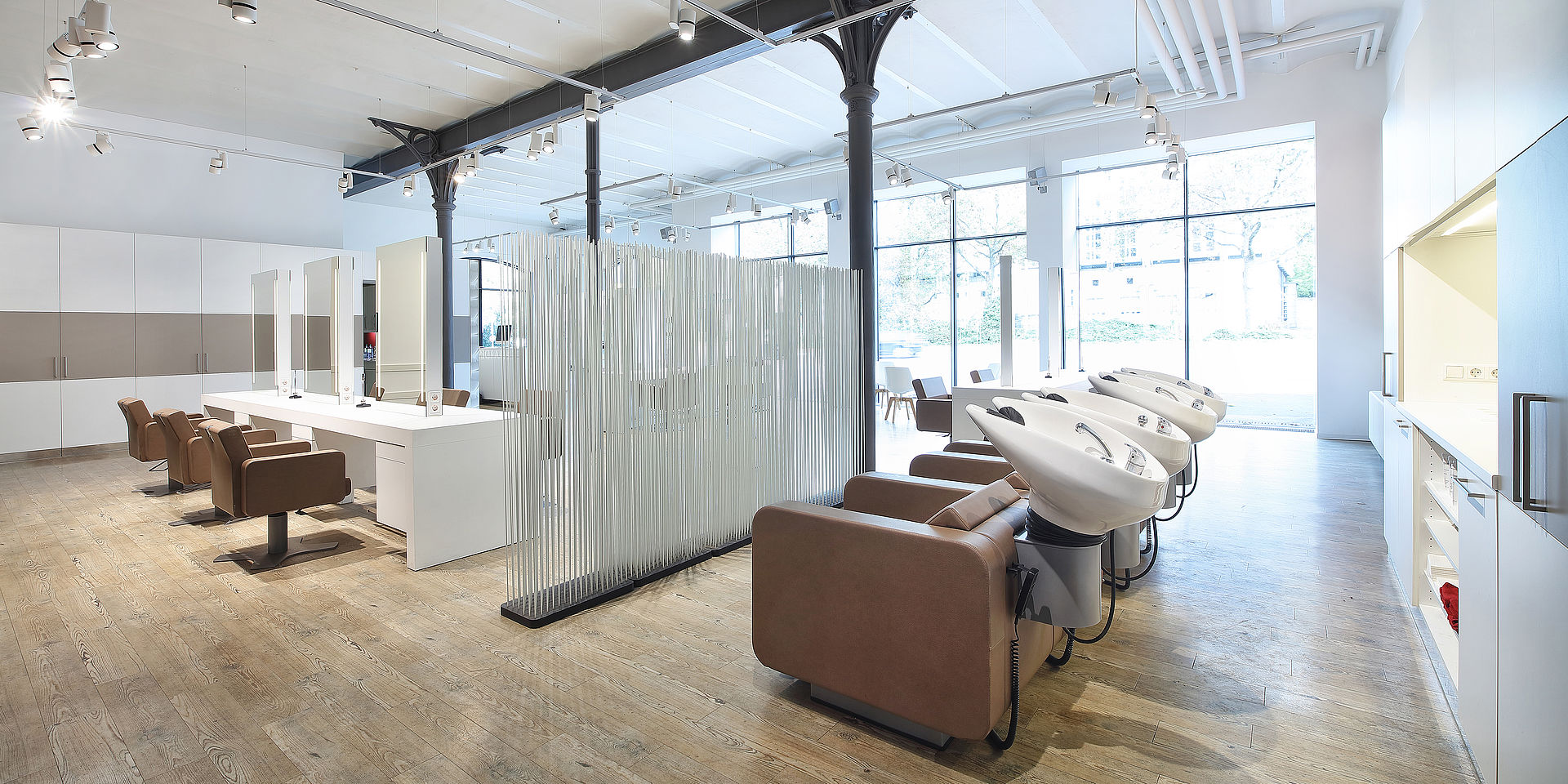 Innanansicht Friseursalon in Reutlingen - Steinoff Haardesign